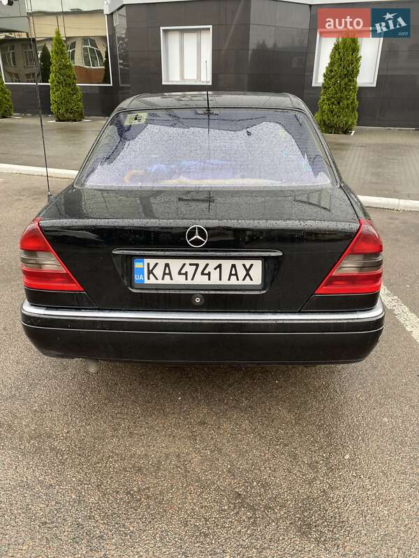 Седан Mercedes-Benz C-Class 1996 в Києві
