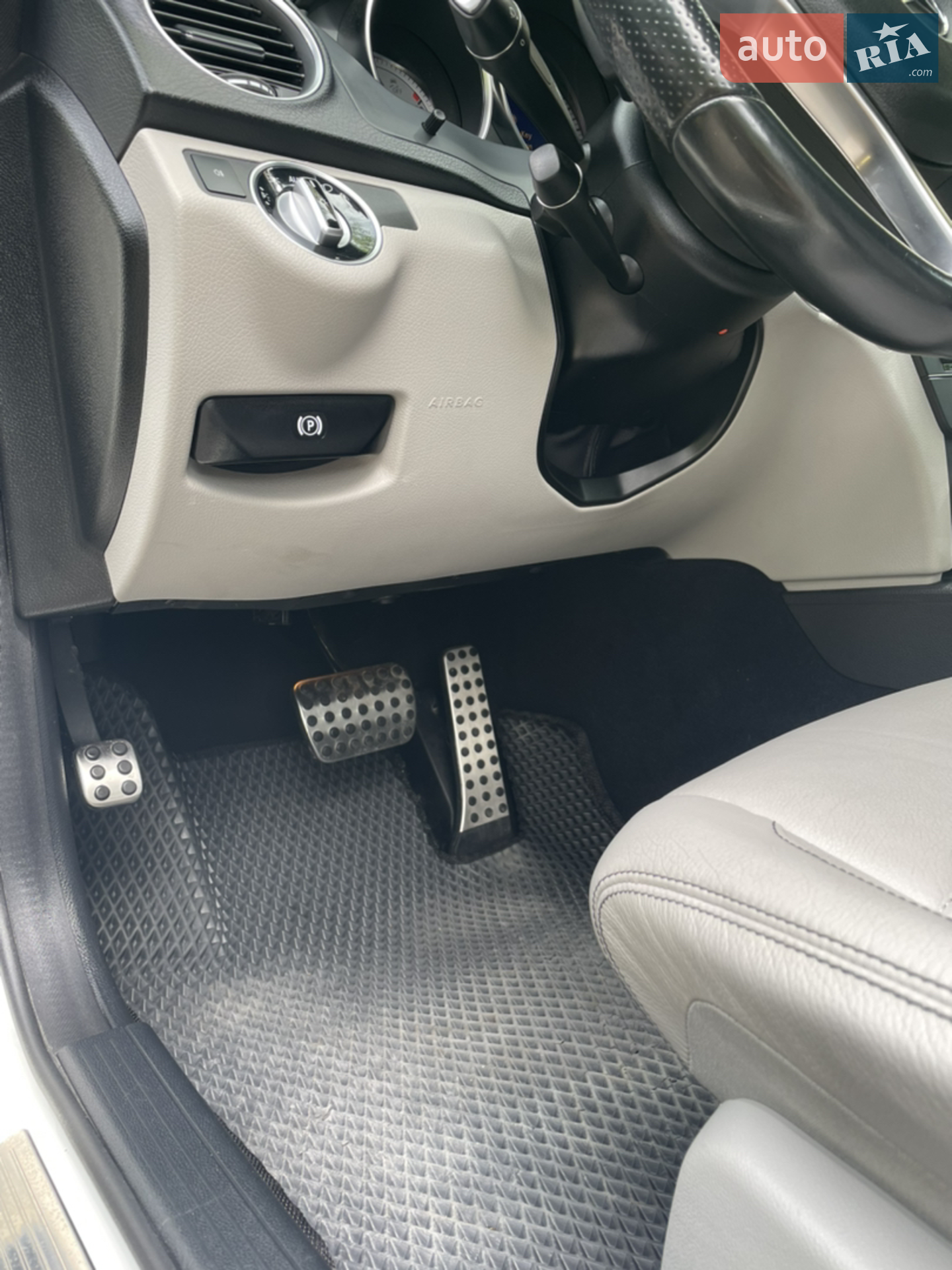 2014 Mercedes-Benz C-klasse - мініатюра 23