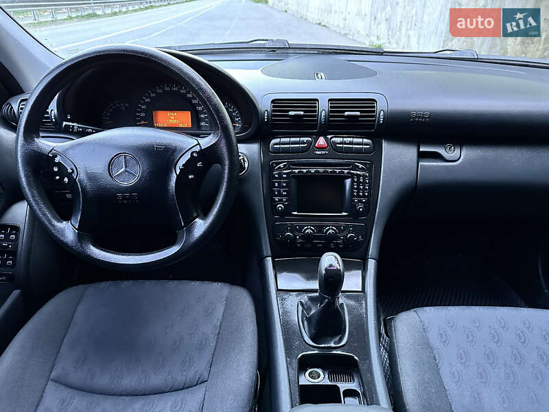 Седан Mercedes-Benz C-Class 2000 в Рахові