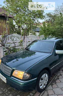 Седан Mercedes-Benz C-Class 1996 в Стрые