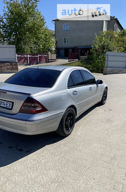 Седан Mercedes-Benz C-Class 2000 в Бучаче