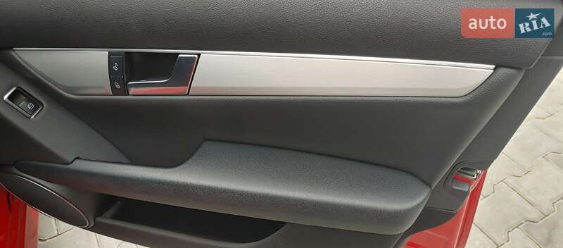 Седан Mercedes-Benz C-Class 2014 в Килии