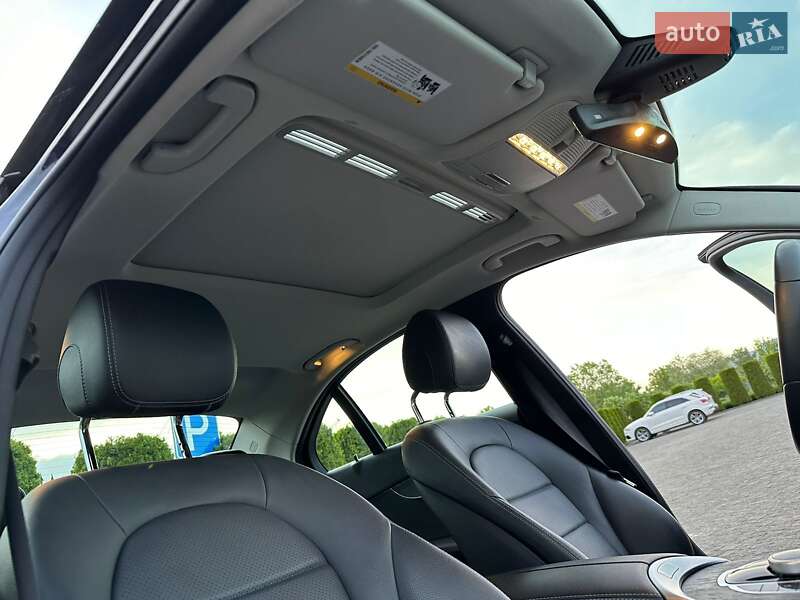 Седан Mercedes-Benz C-Class 2021 в Жовкве