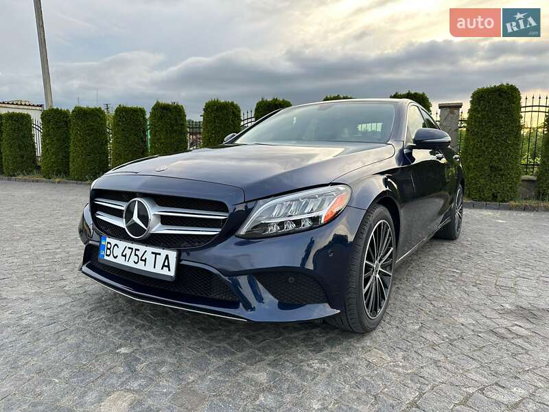 Mercedes-Benz C-Class 2021