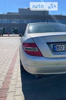 Седан Mercedes-Benz C-Class 2007 в Луцке