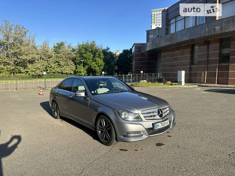 Седан Mercedes-Benz C-Class 2014 в Одессе