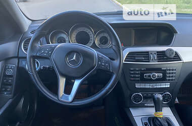 Универсал Mercedes-Benz C-Class 2012 в Киеве