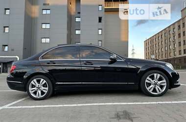 Седан Mercedes-Benz C-Class 2012 в Киеве