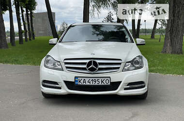 Седан Mercedes-Benz C-Class 2011 в Киеве