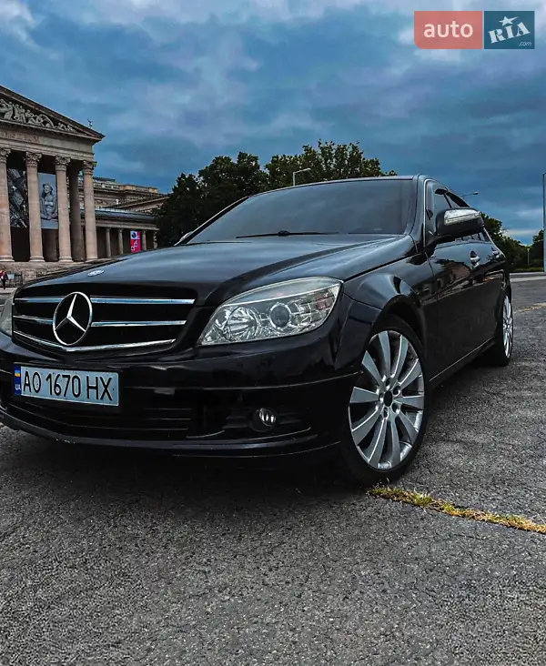 Mercedes-Benz C-Class