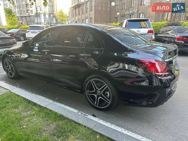 Седан Mercedes-Benz C-Class 2018 в Киеве