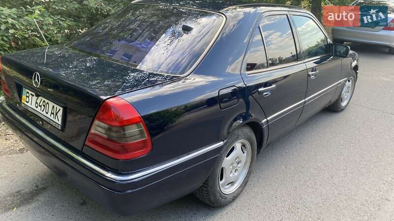 Седан Mercedes-Benz C-Class 1994 в Херсоне
