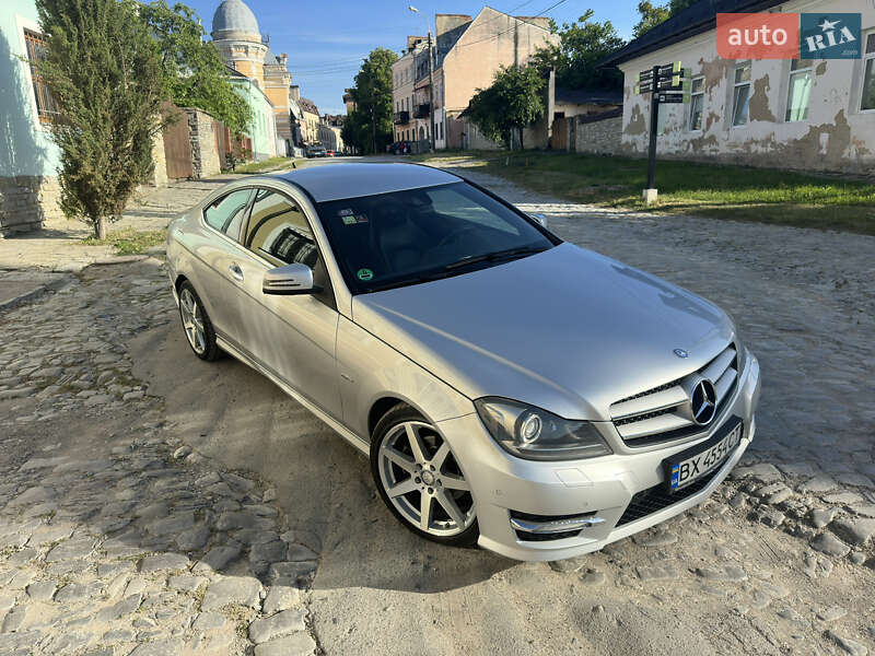Купе Mercedes-Benz C-Class 2011 в Каменец-Подольском