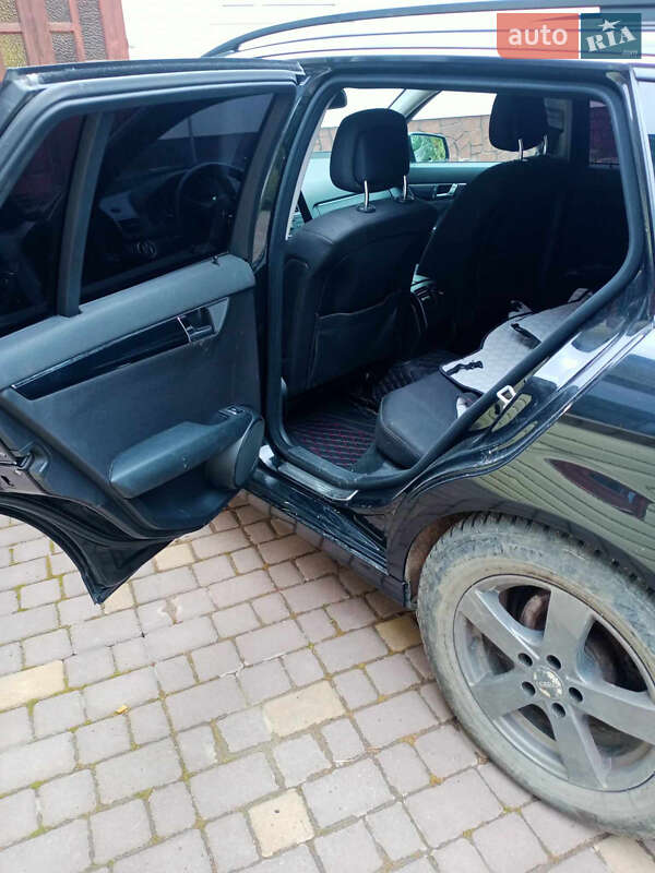 Універсал Mercedes-Benz C-Class 2009 в Косові фото 10 Універсал Mercedes-Benz C-Class 2009 в Косові