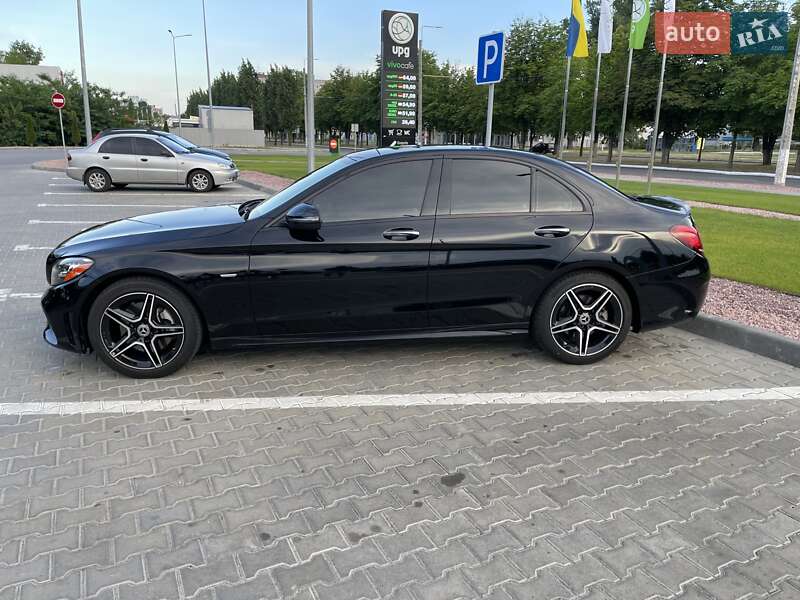 Седан Mercedes-Benz C-Class 2021 в Киеве