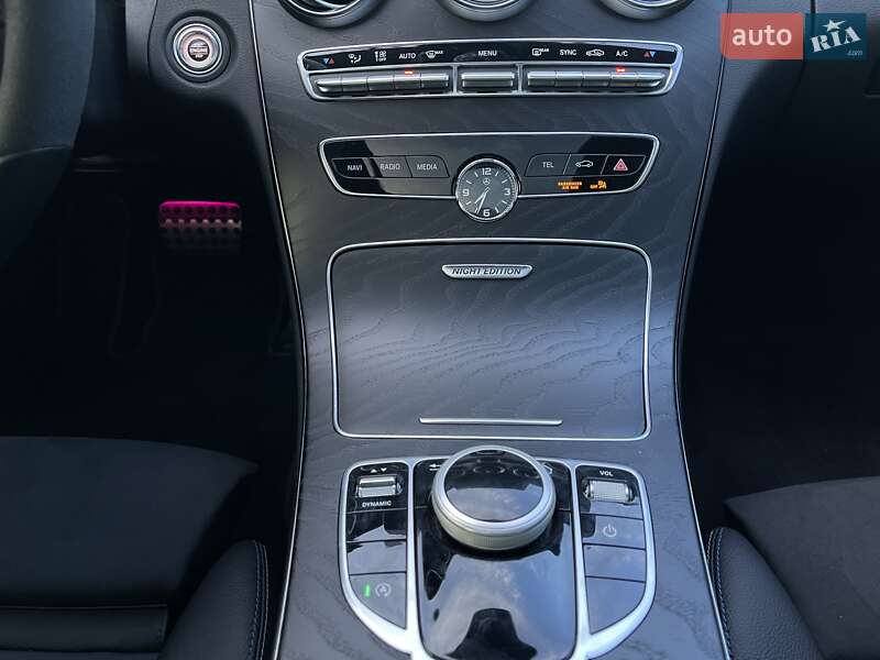 Седан Mercedes-Benz C-Class 2021 в Киеве