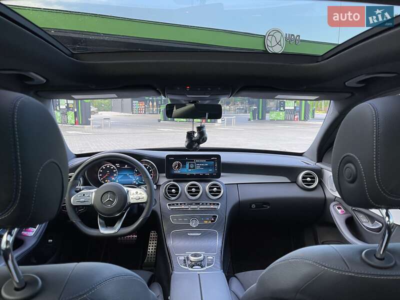 Седан Mercedes-Benz C-Class 2021 в Киеве