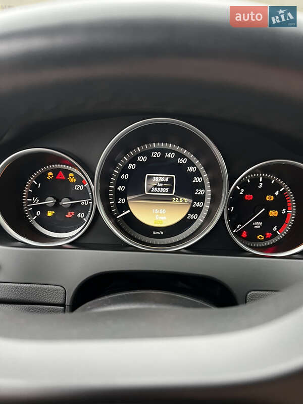 Универсал Mercedes-Benz C-Class 2011 в Костополе