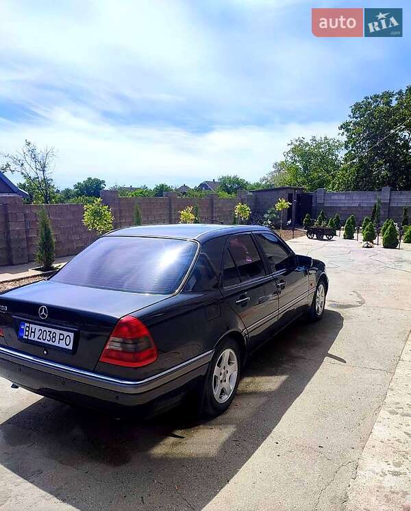 Седан Mercedes-Benz C-Class 1994 в Одессе фото 4 Седан Mercedes-Benz C-Class 1994 в Одессе
