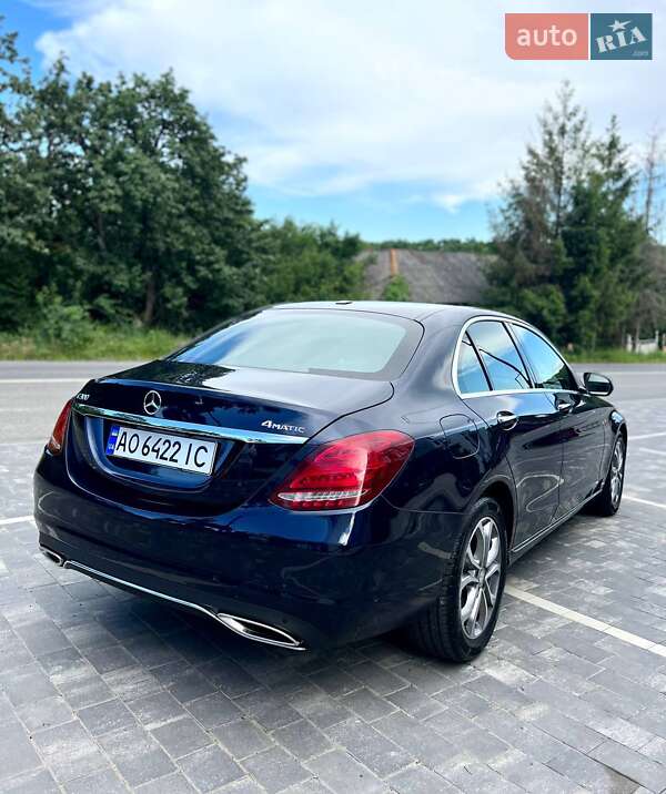 Седан Mercedes-Benz C-Class 2015 в Ужгороді