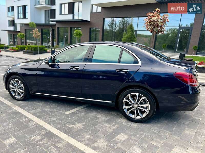 Седан Mercedes-Benz C-Class 2015 в Ужгороді