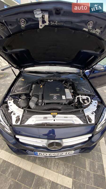 Седан Mercedes-Benz C-Class 2015 в Ужгороді