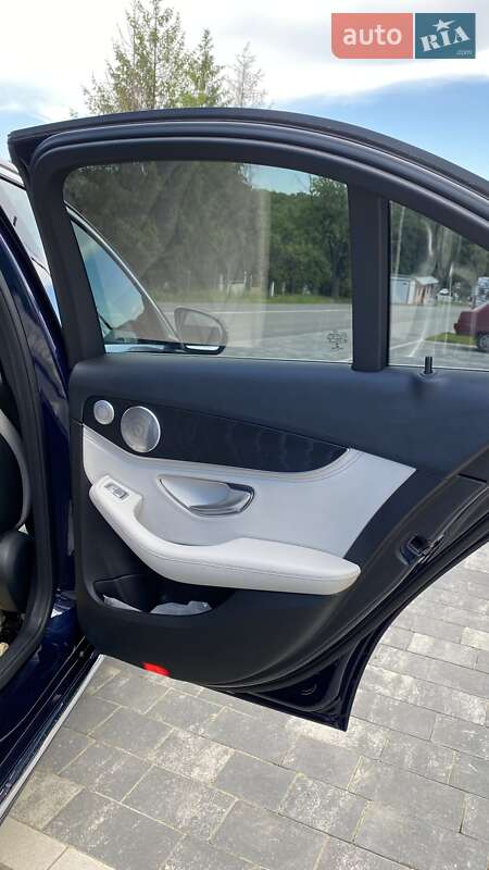 Седан Mercedes-Benz C-Class 2015 в Ужгороді