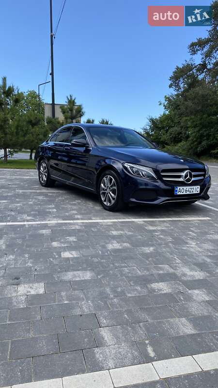Седан Mercedes-Benz C-Class 2015 в Ужгороді