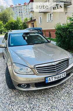 Універсал Mercedes-Benz C-Class 2009 в Івано-Франківську