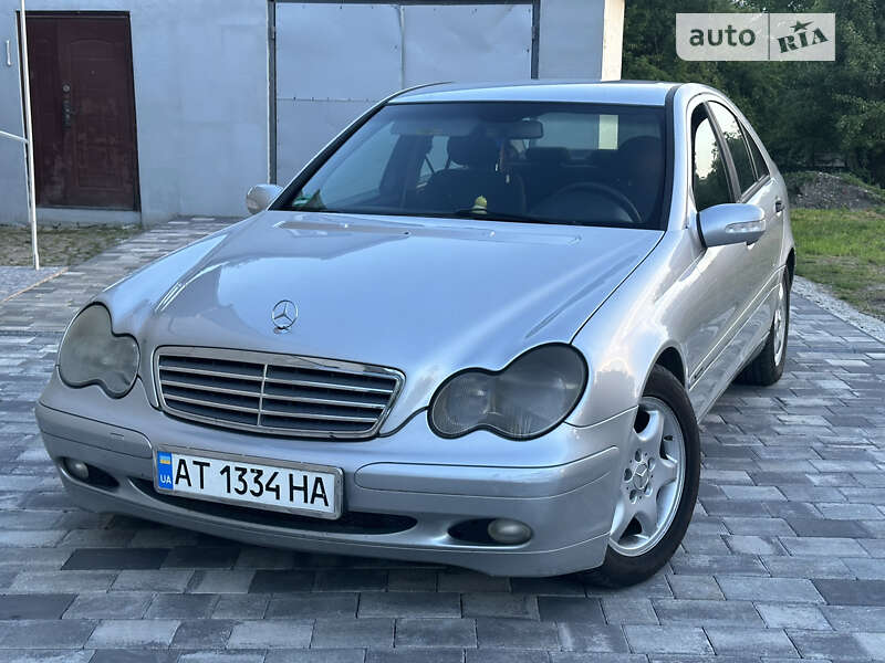 Седан Mercedes-Benz C-Class 2002 в Коломиї