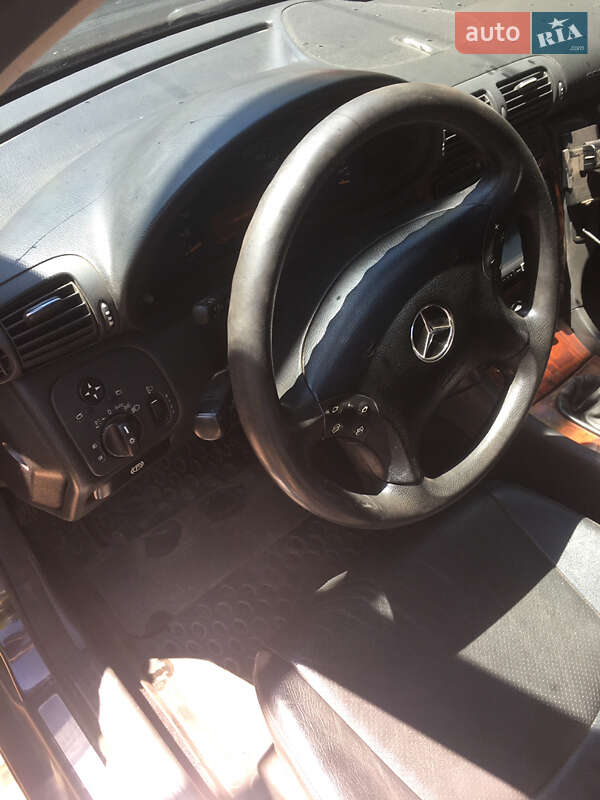 Седан Mercedes-Benz C-Class 2001 в Вилково