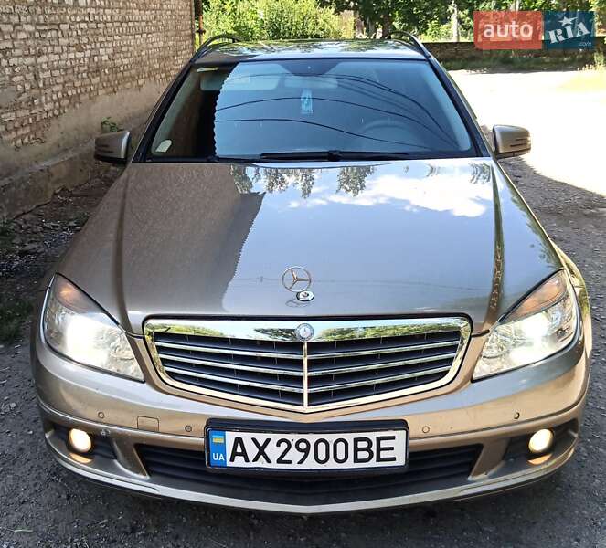 Универсал Mercedes-Benz C-Class 2010 в Константиновке