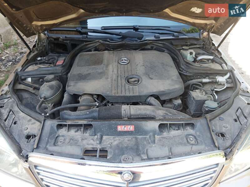 Универсал Mercedes-Benz C-Class 2010 в Константиновке