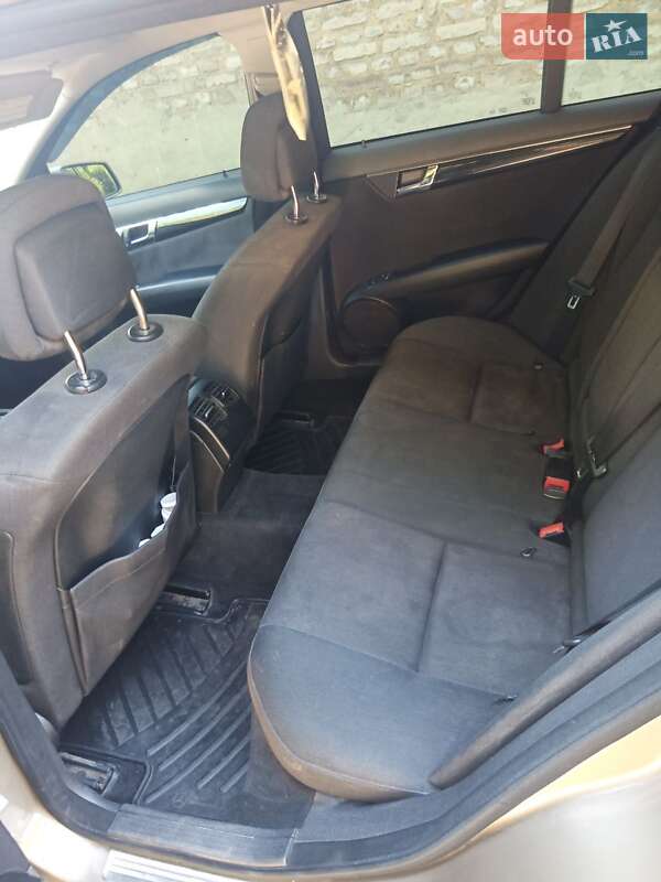 Универсал Mercedes-Benz C-Class 2010 в Константиновке