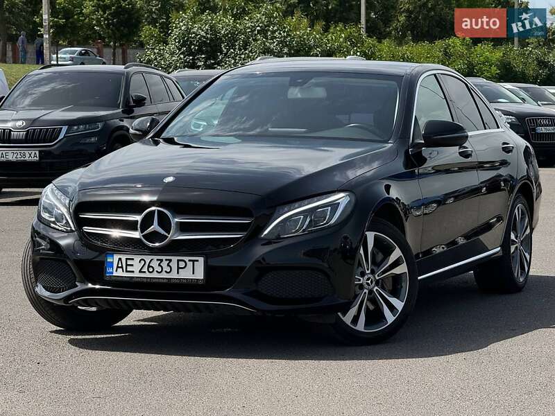 Седан Mercedes-Benz C-Class 2016 в Кривому Розі