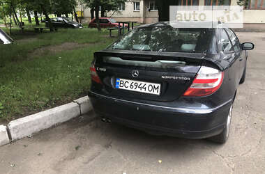 Купе Mercedes-Benz C-Class 2004 в Дрогобичі