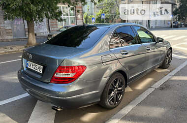 Седан Mercedes-Benz C-Class 2012 в Києві