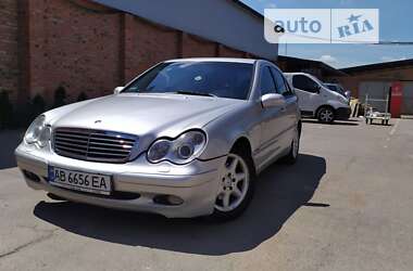 Седан Mercedes-Benz C-Class 2003 в Вінниці