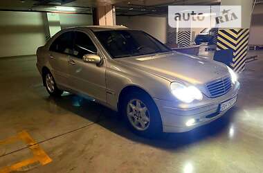 Седан Mercedes-Benz C-Class 2000 в Одессе