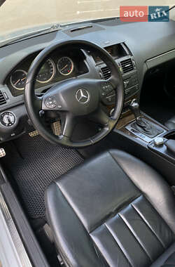 Седан Mercedes-Benz C-Class 2007 в 
