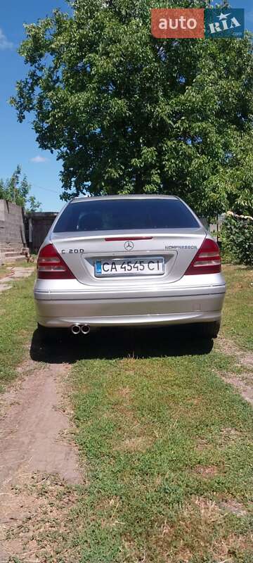 Седан Mercedes-Benz C-Class 2004 в Шполе