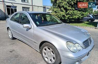 Седан Mercedes-Benz C-Class 2005 в 