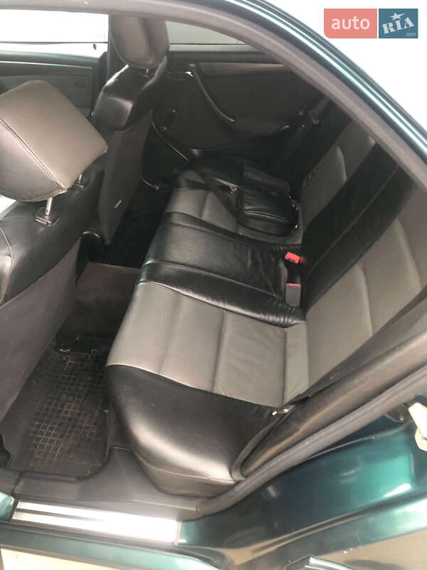 Седан Mercedes-Benz C-Class 1998 в Полтаві