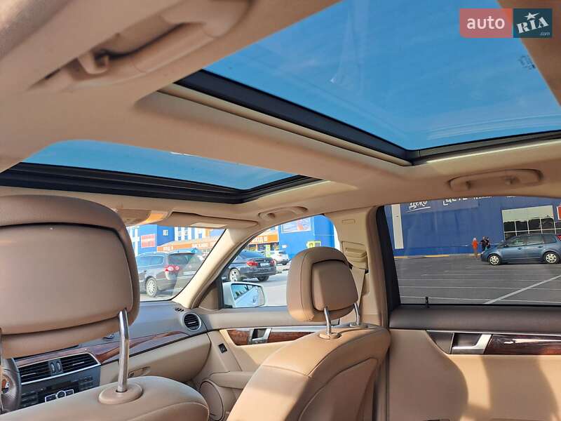Седан Mercedes-Benz C-Class 2012 в Кам'янець-Подільському фото 12 Седан Mercedes-Benz C-Class 2012 в Кам'янець-Подільському