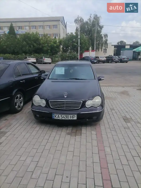 Mercedes-Benz C-Class
