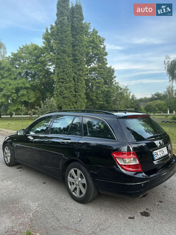 Универсал Mercedes-Benz C-Class 2009 в Заре