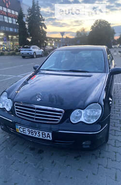 Седан Mercedes-Benz C-Class 2006 в Черновцах