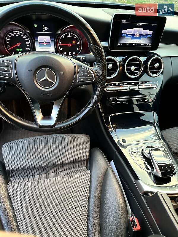 Седан Mercedes-Benz C-Class 2014 в Ужгороде