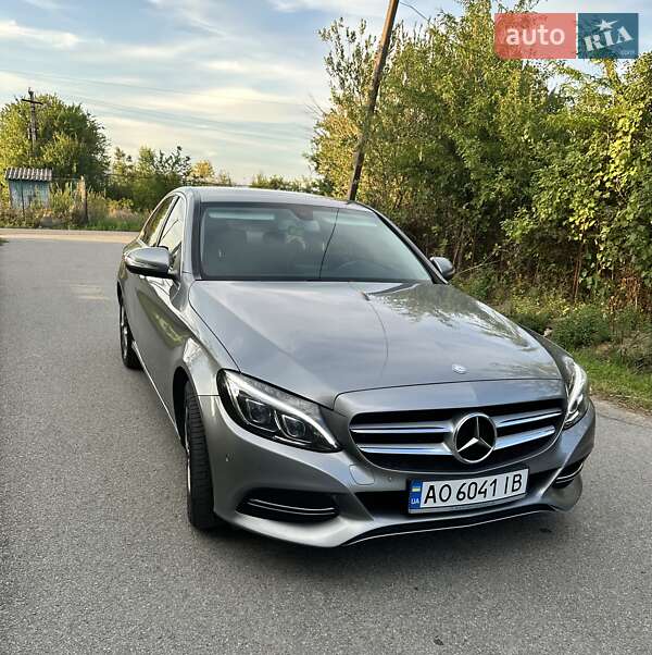 Седан Mercedes-Benz C-Class 2014 в Ужгороде