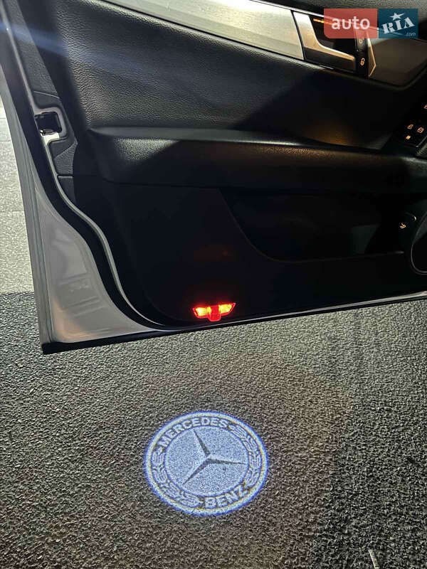 Седан Mercedes-Benz C-Class 2013 в Днепре фото 13 Седан Mercedes-Benz C-Class 2013 в Днепре